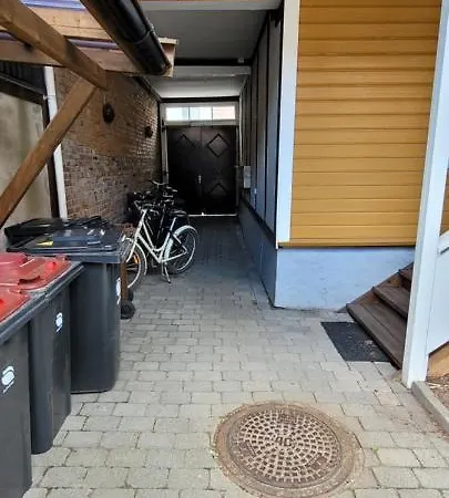 Lekker Leilighet Midt I Sentrum I Stille Bakgard Апартаменты *
